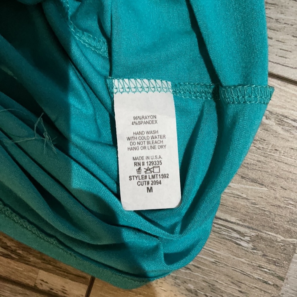 Turquoise Top - Picture 3 of 3